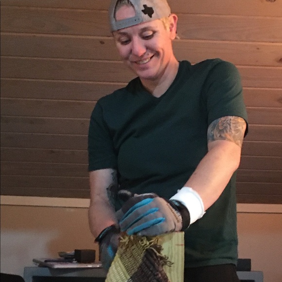 Meet your Posher, Liz and Laura - Picture 4 of 7